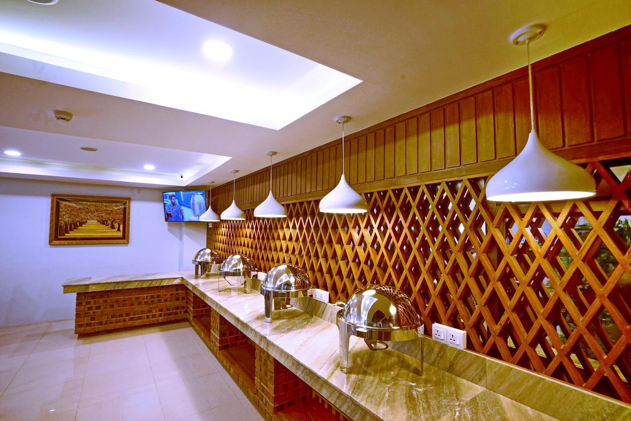 Sanctuary Hotel Mandalay Extérieur photo